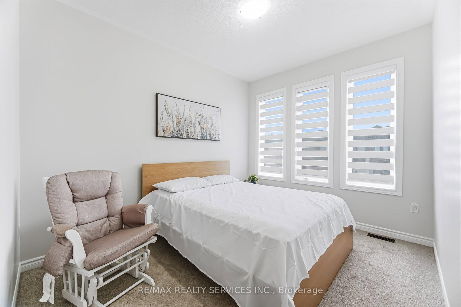 Detached House for sale at 35 Del Grappa Street, Caledon, Ontario, L7C 1J6 - Rural Caledon - MLS: W12949768