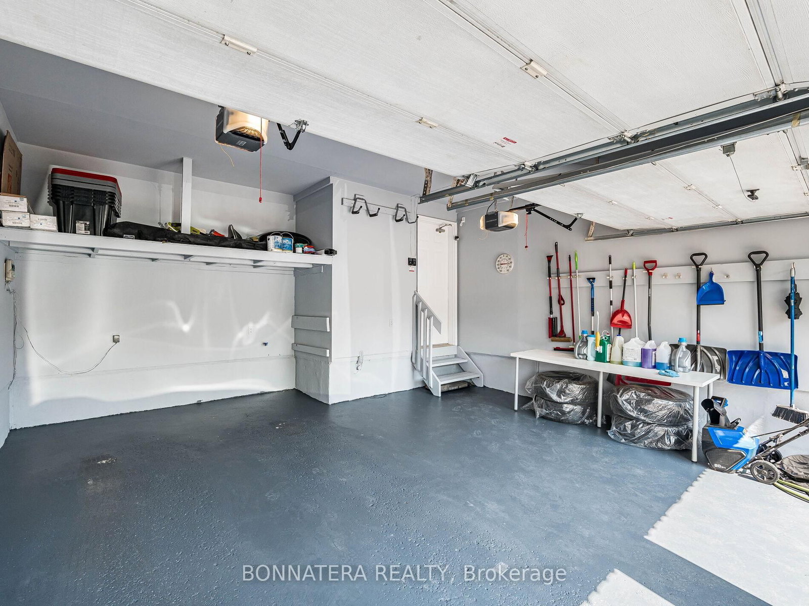 Detached House for sale at 5471 Whitehorn Avenue, Mississauga, Ontario, L5V 1V5 - East Credit - MLS: W12949816