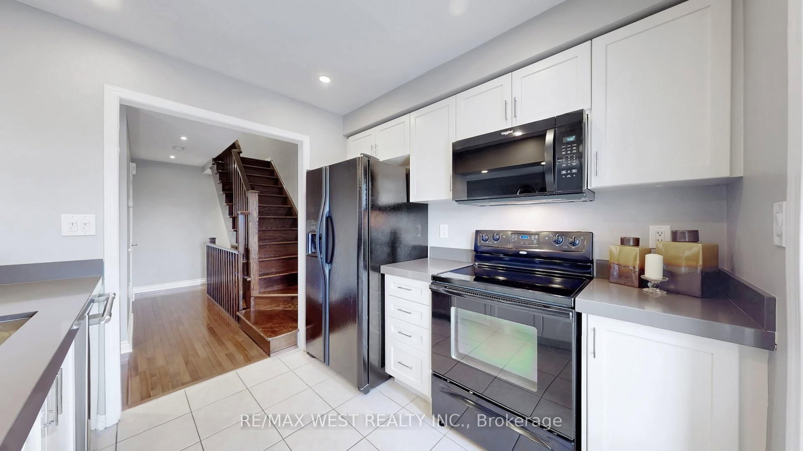 Townhouse for sale at 36 Finney Terrace, Milton, Ontario, L9T 6Z5 - Harrison - MLS: W12949888