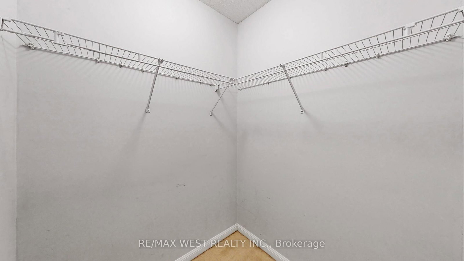 Townhouse for sale at 36 Finney Terrace, Milton, Ontario, L9T 6Z5 - Harrison - MLS: W12949888