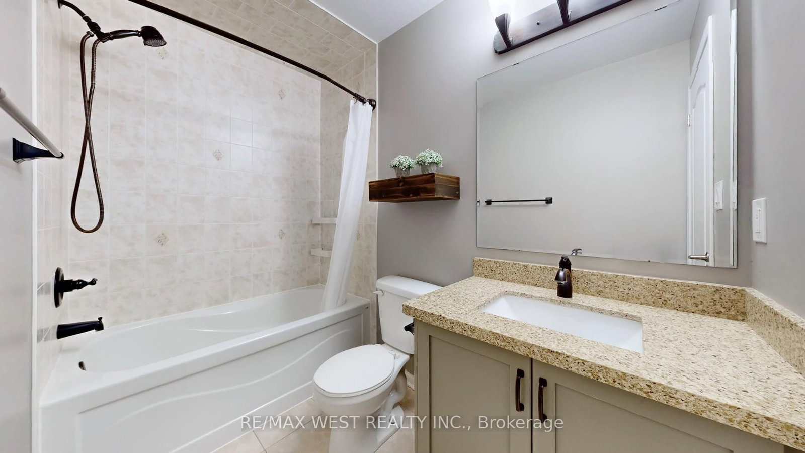 Townhouse for sale at 36 Finney Terrace, Milton, Ontario, L9T 6Z5 - Harrison - MLS: W12949888