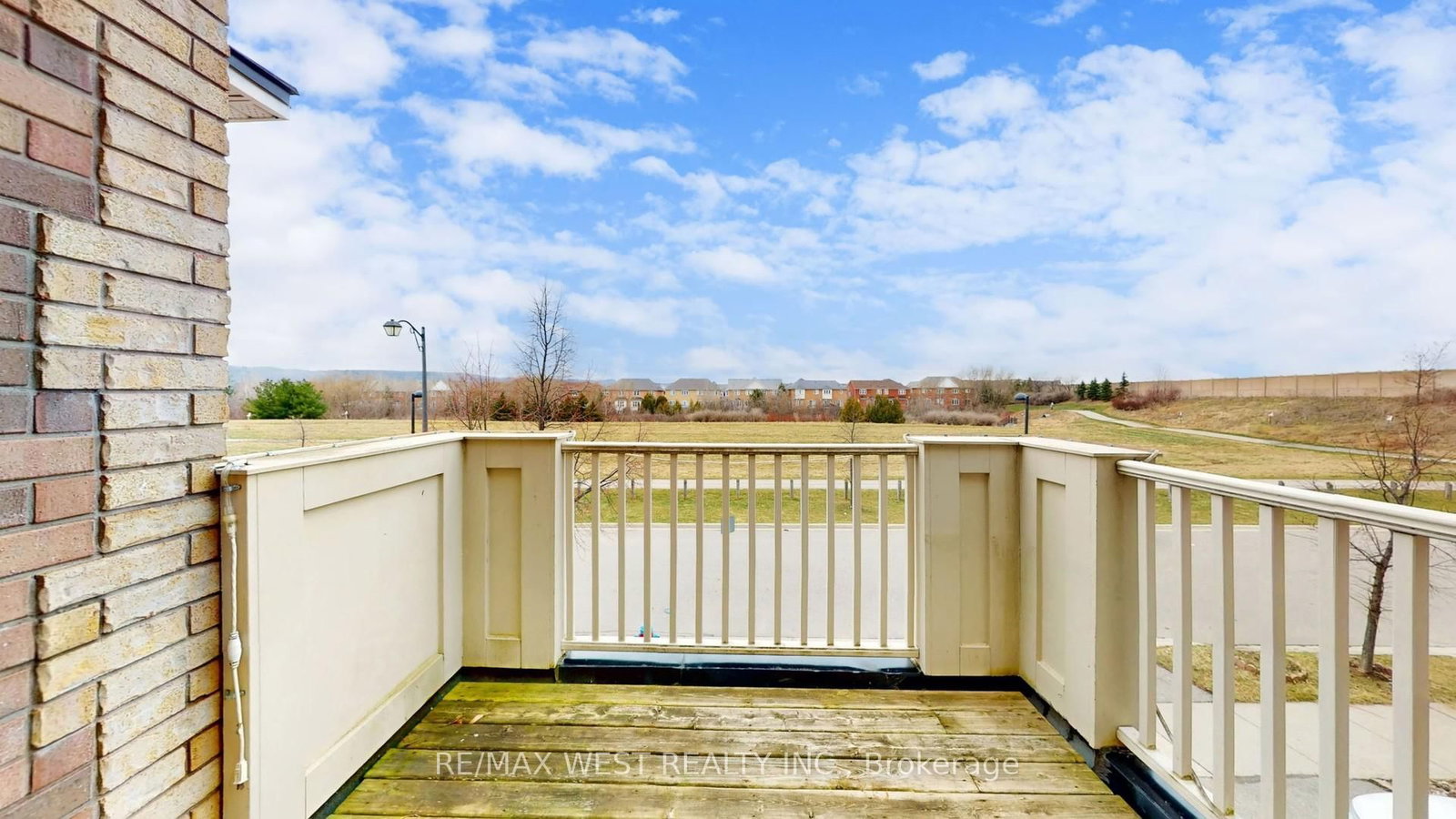 Townhouse for sale at 36 Finney Terrace, Milton, Ontario, L9T 6Z5 - Harrison - MLS: W12949888