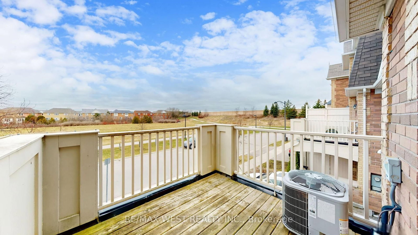 Townhouse for sale at 36 Finney Terrace, Milton, Ontario, L9T 6Z5 - Harrison - MLS: W12949888