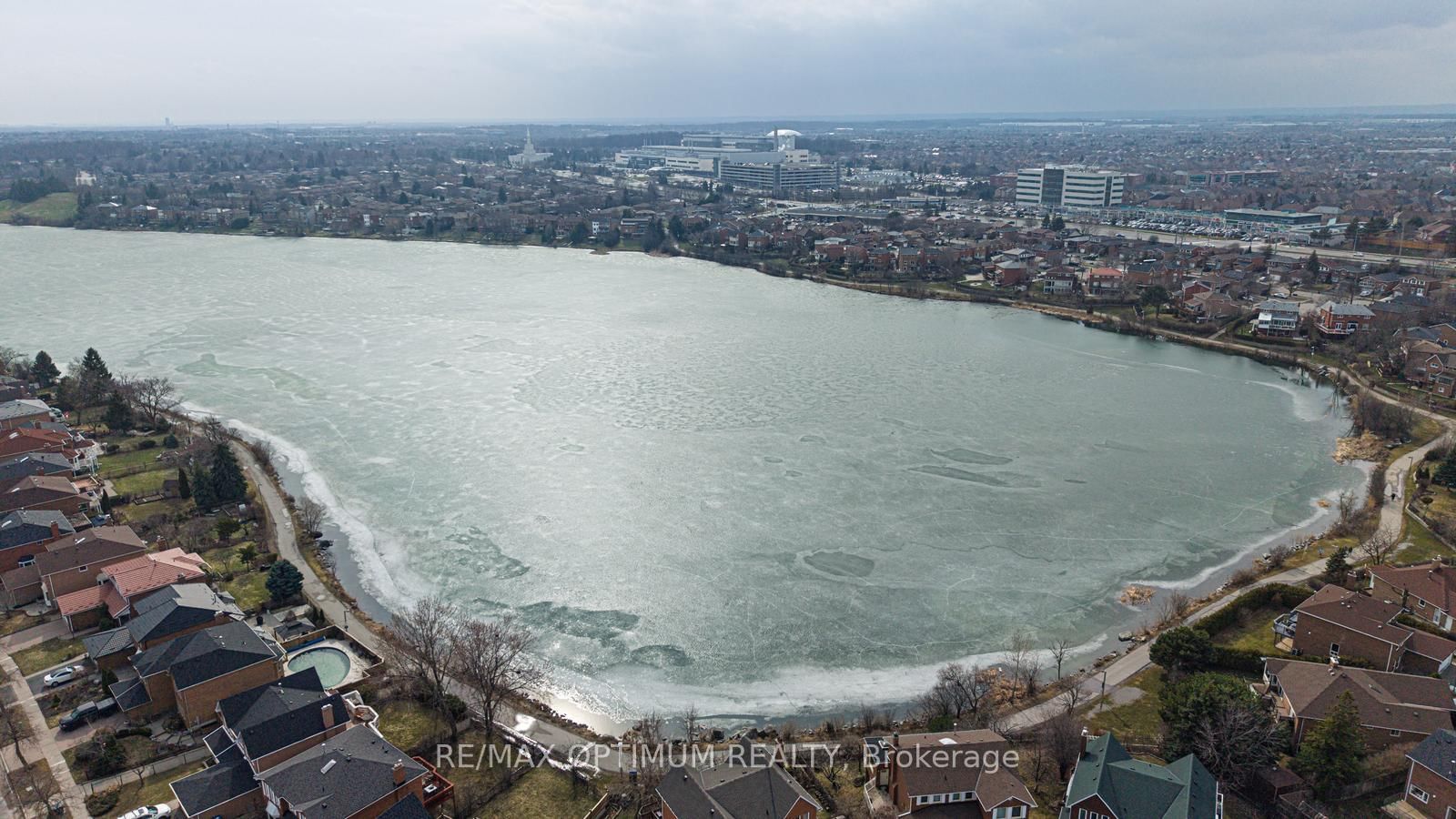 Detached House for sale at 124 Philosopher's Trail, Brampton, Ontario, L6S 5C8 - Northgate - MLS: W12950194