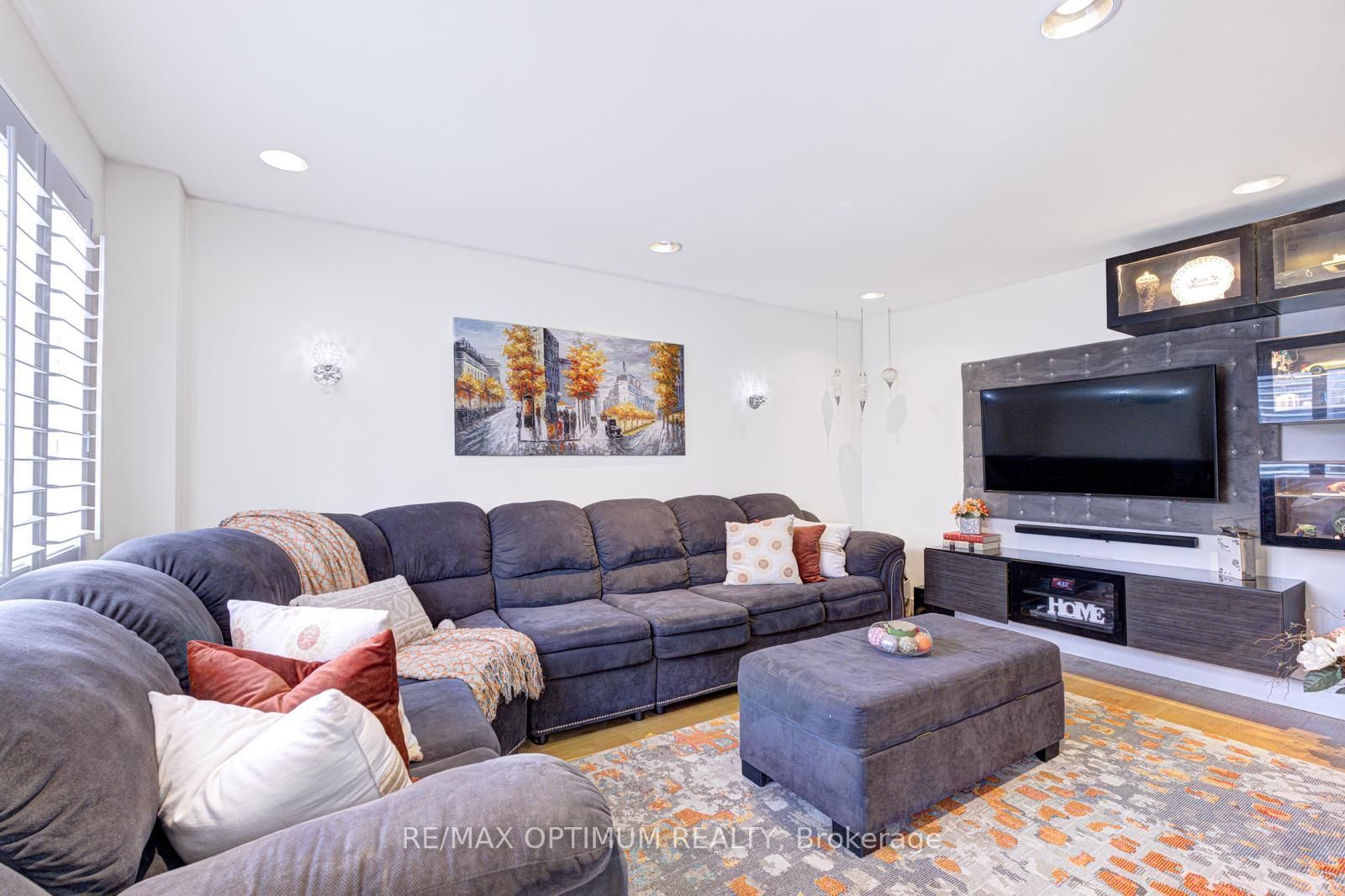 Detached House for sale at 124 Philosopher's Trail, Brampton, Ontario, L6S 5C8 - Northgate - MLS: W12950194