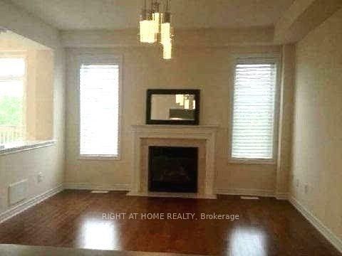 2379 Quetico Cres, Oakville, L6M 0J3 | Image 3