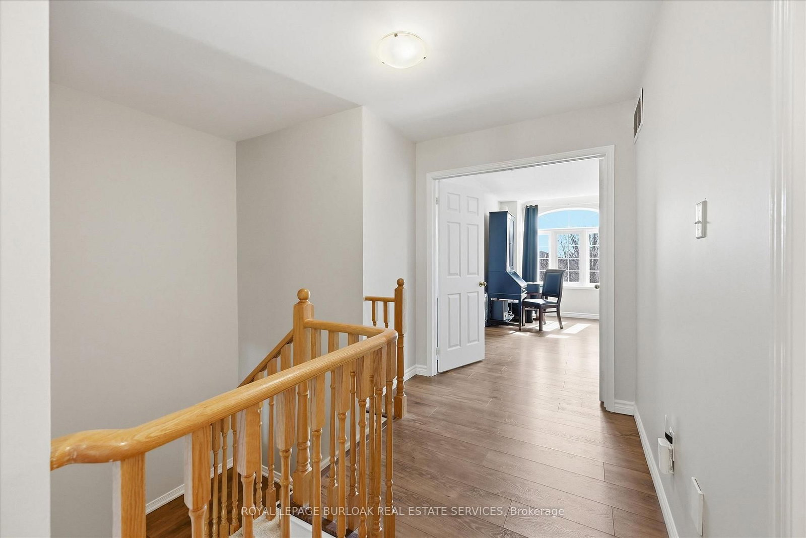 Detached House for sale at 6-5110 Fairview Street, Burlington, Ontario, L7L 7H6 - Appleby - MLS: W12950252