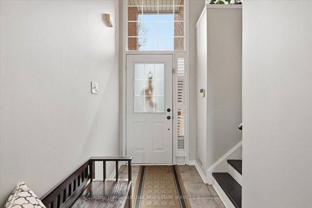 6 - 5110 Fairview Street