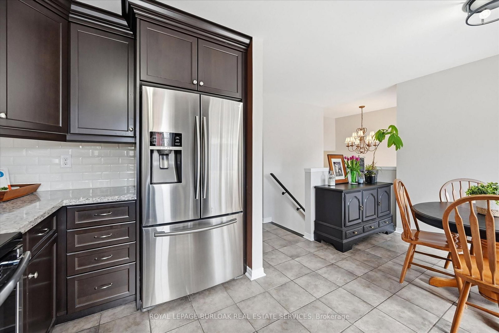 Detached House for sale at 6-5110 Fairview Street, Burlington, Ontario, L7L 7H6 - Appleby - MLS: W12950252