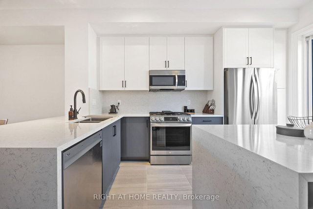 21 - 10 Lunar Crescent