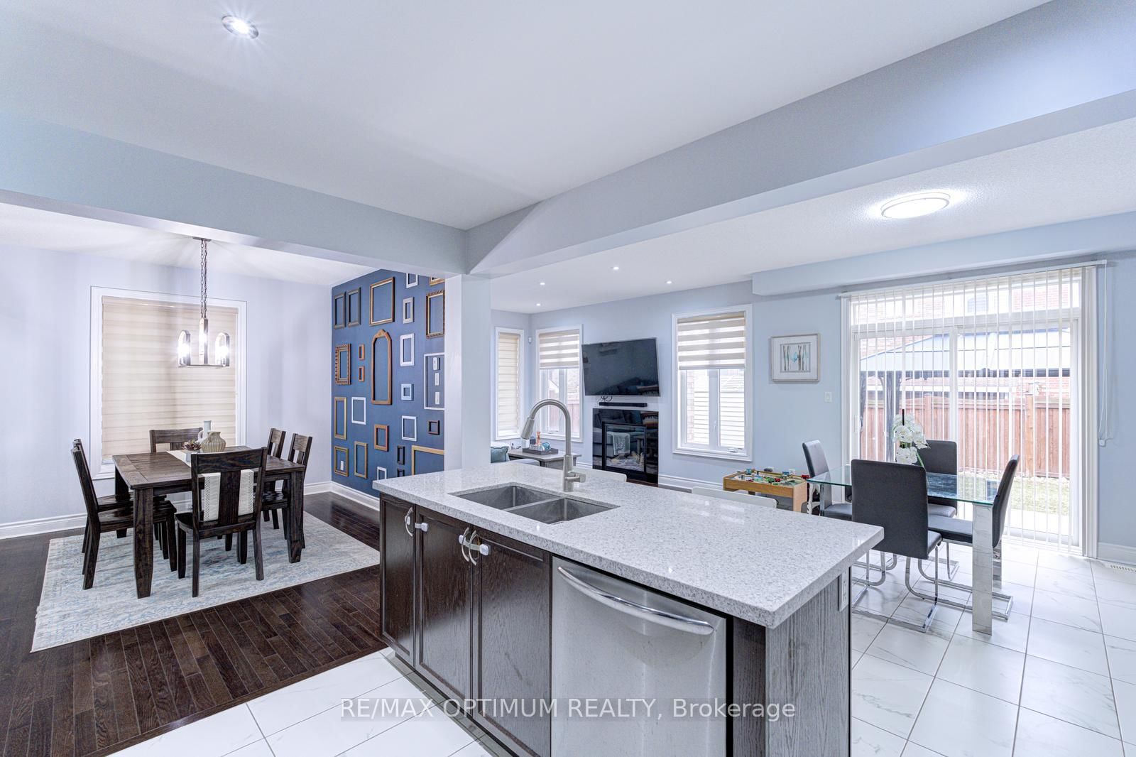 Detached House for sale at 35 Andretti Crescent, Brampton, Ontario, L6X 5G6 - Credit Valley - MLS: W12950574