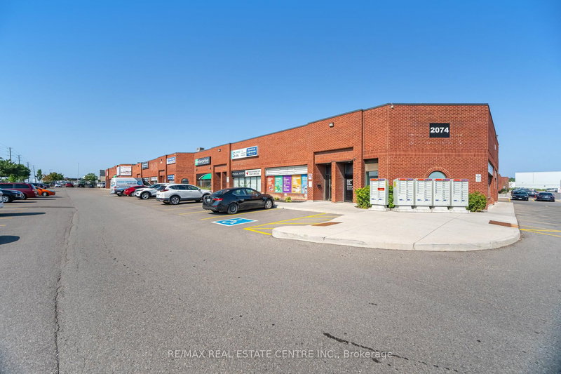 19 - 2074 Steeles Ave E, Brampton, L6T 5A5 | Image 2