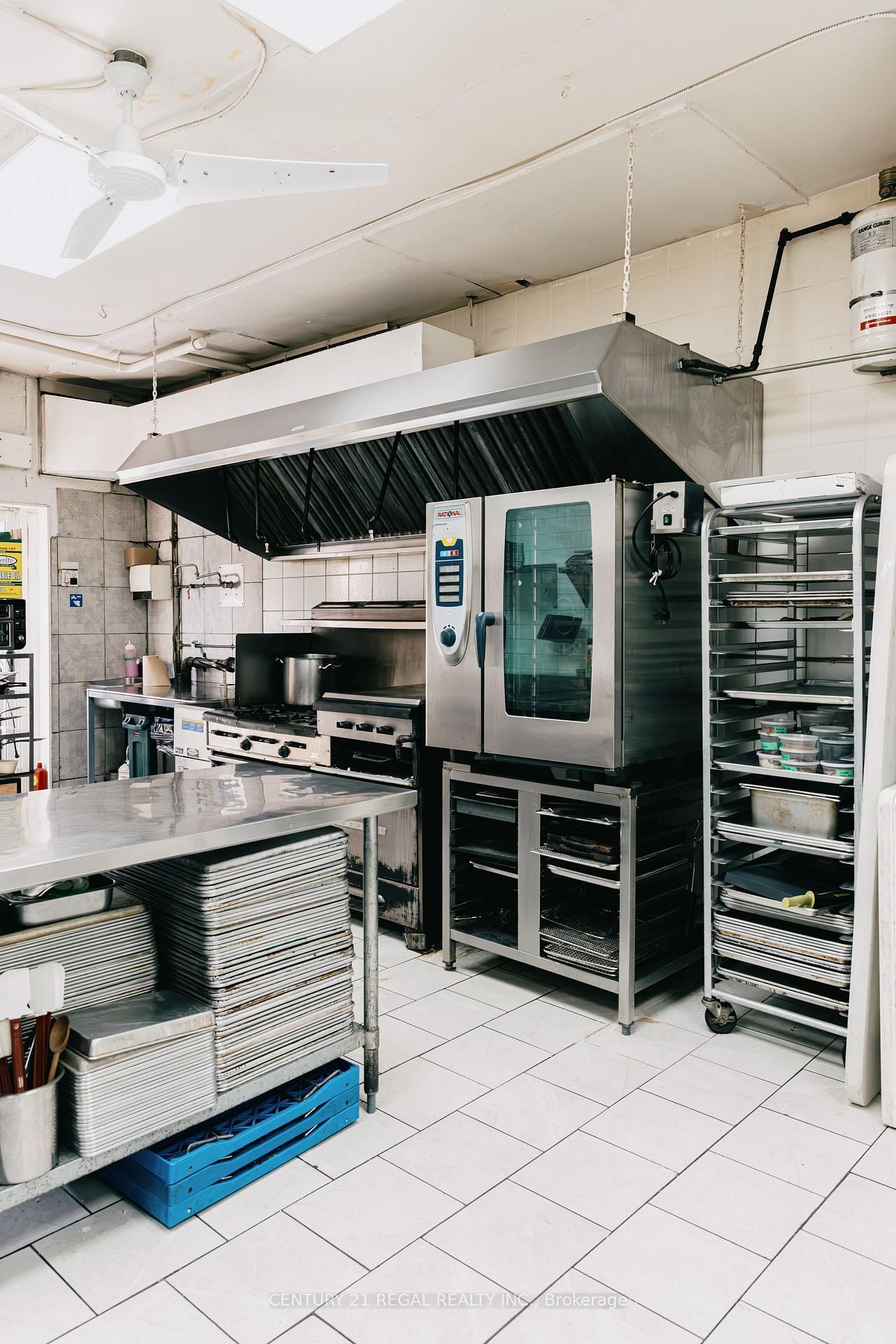 109 Jefferson Avenue - Photo 2