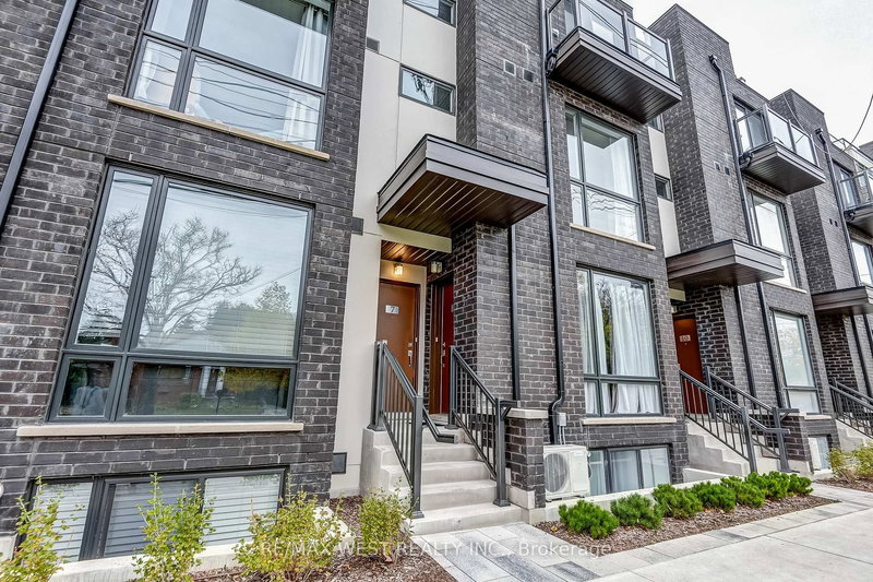 Th7 - 24 Fieldway Rd, Toronto, M8Z 3L1 | Image 3