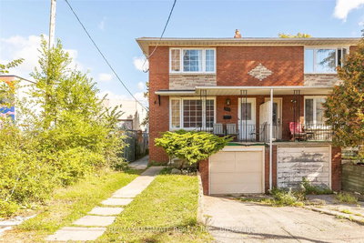 2 - 213 Close Ave | Toronto | Image