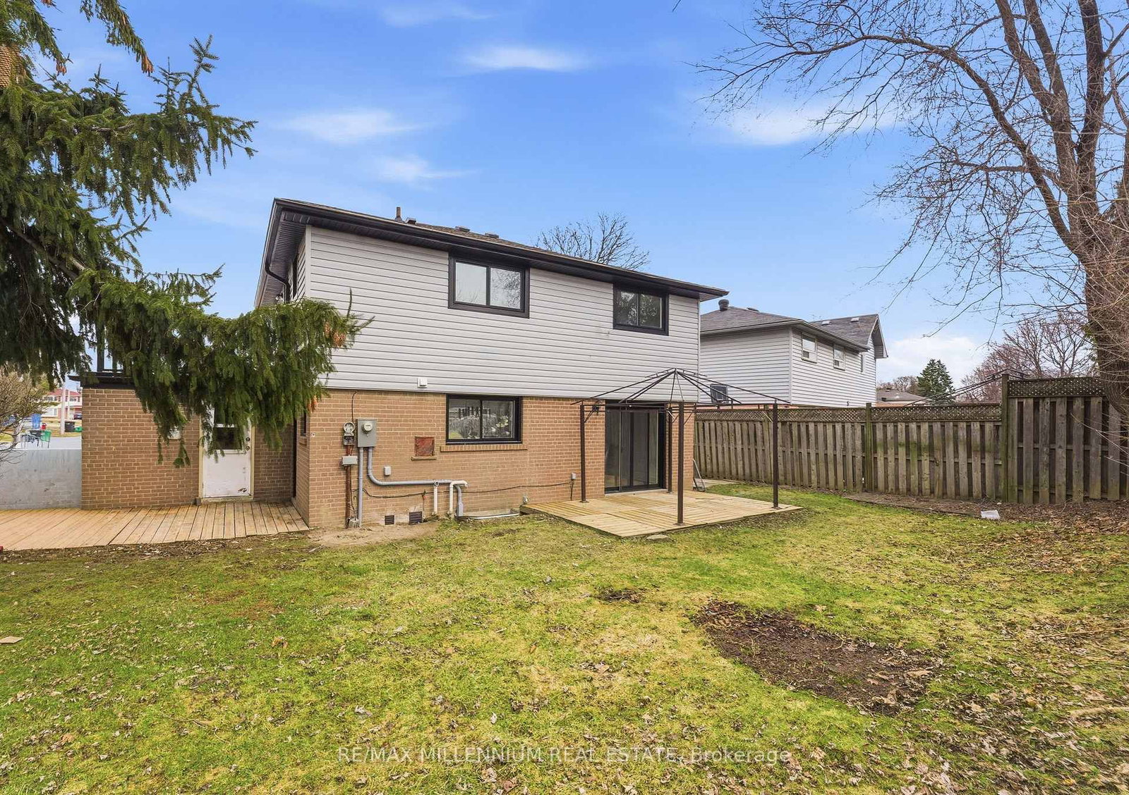 Detached House for sale at 30 Allendale Road, Brampton, Ontario, L6W 2Y8 - Brampton East - MLS: W12951668