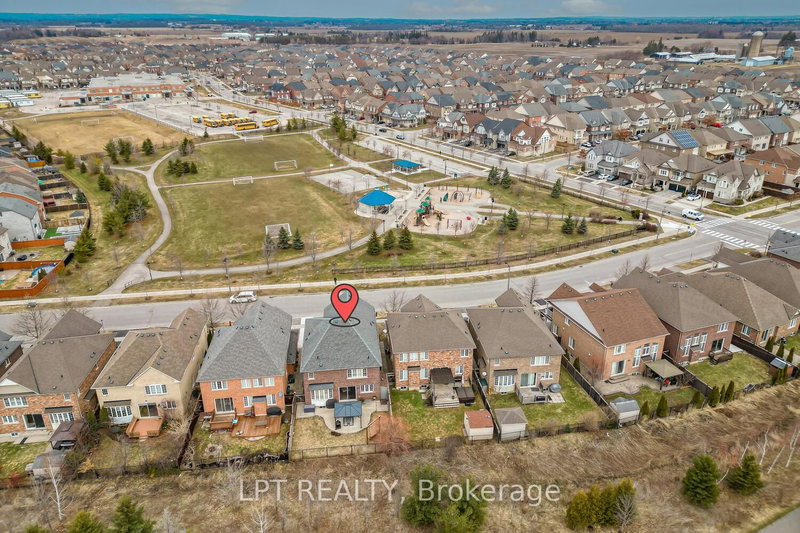 79 Larson Peak Rd, Caledon, L7C 3P2 | Image 2