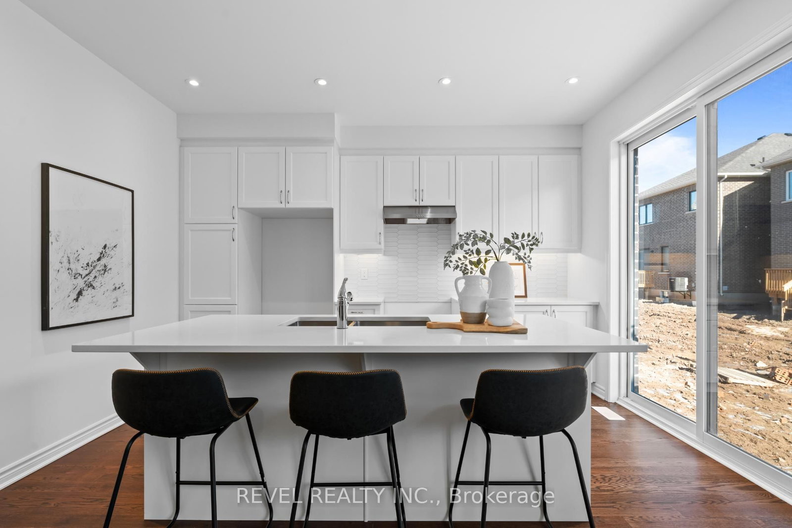 Detached House for sale at 1367 Hearns Place, Milton, Ontario, L9E 2J8 - Bowes - MLS: W12951704