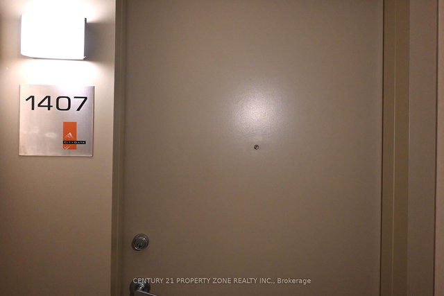 1407 - 220 Burnhamthorpe Road W