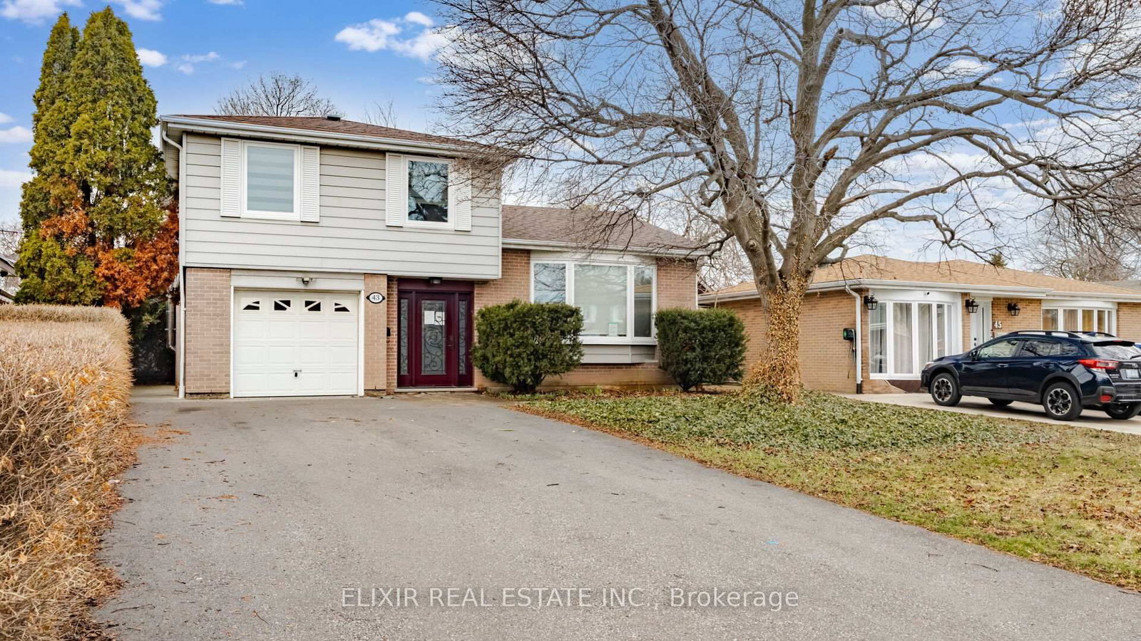 Detached House for sale at 43 Bromley Crescent, Brampton, Ontario, L6T 1Z2 - Avondale - MLS: W12952258