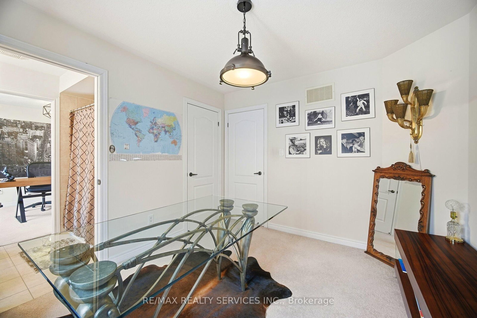 Detached House for sale at 17 ISLAND Grve, Brampton, Ontario, L6X 0W6 - Credit Valley - MLS: W12952670