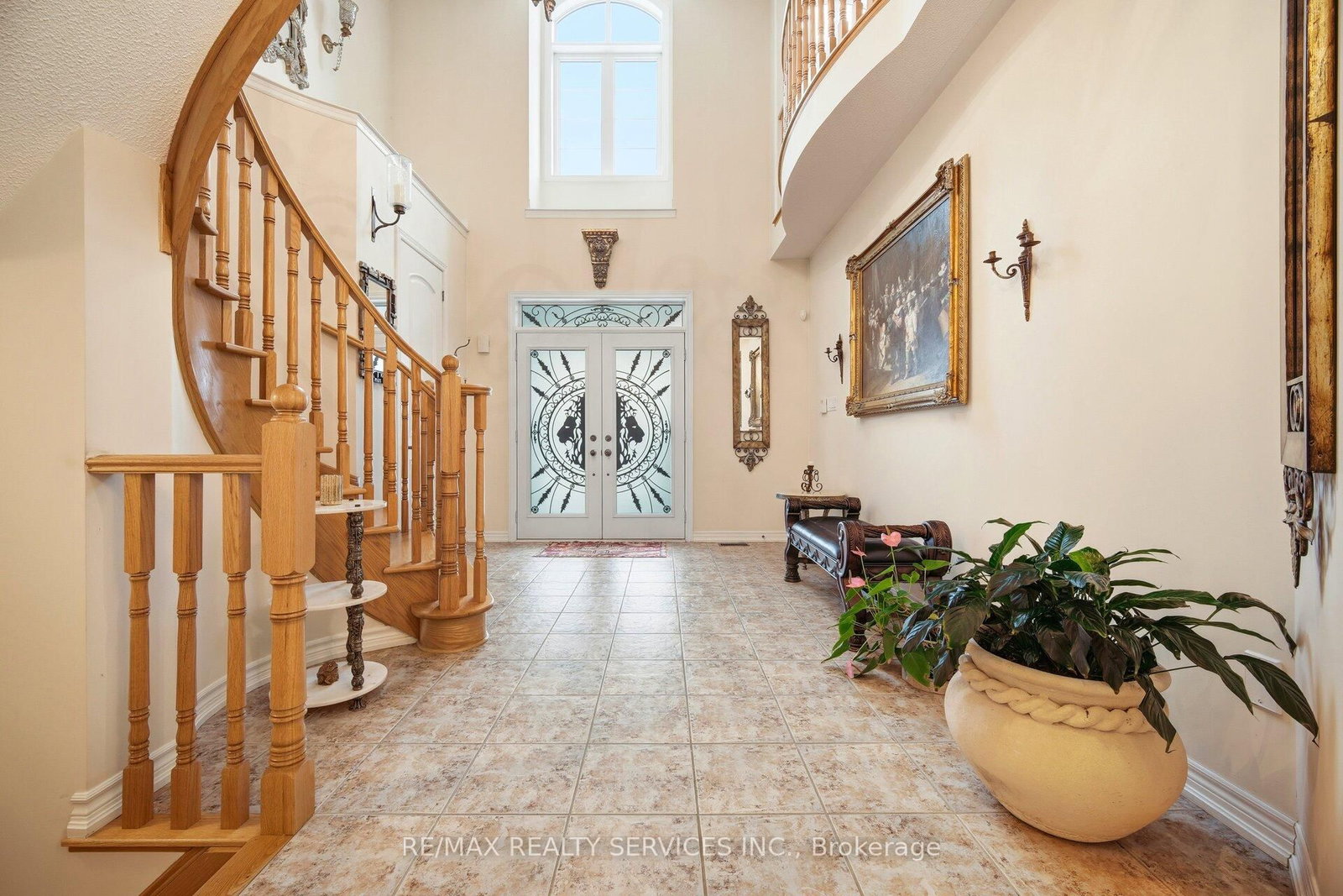 Detached House for sale at 17 ISLAND Grve, Brampton, Ontario, L6X 0W6 - Credit Valley - MLS: W12952670