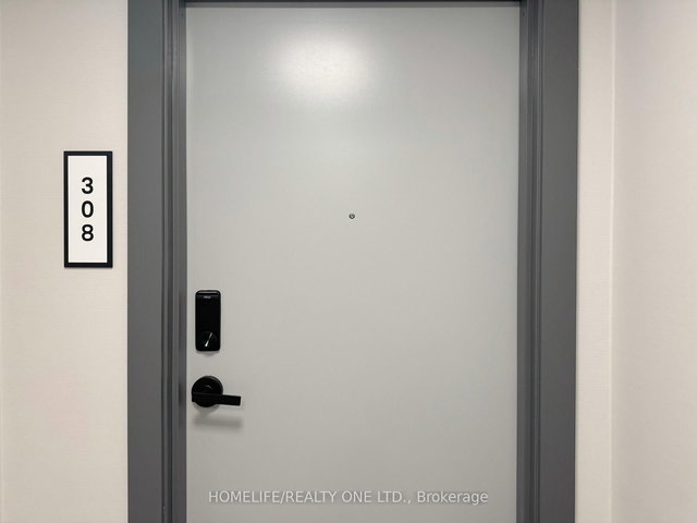 308 - 758 Dovercourt Road