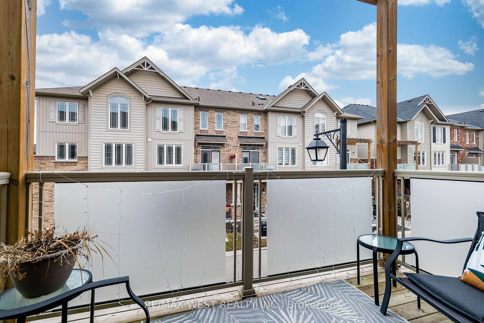 Townhouse for sale at 9 Melbrit Lane, Caledon, Ontario, L7C 4C9 - Rural Caledon - MLS: W12953096