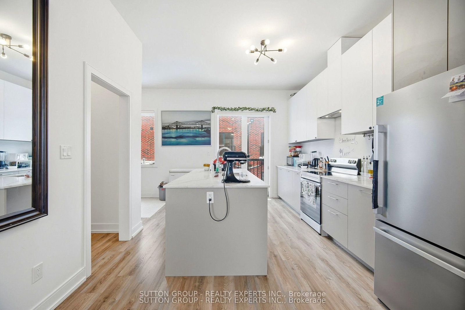 Townhouse for sale at 5 Taylor Court, Caledon, Ontario, L7E 2R7 - Bolton West - MLS: W12953216