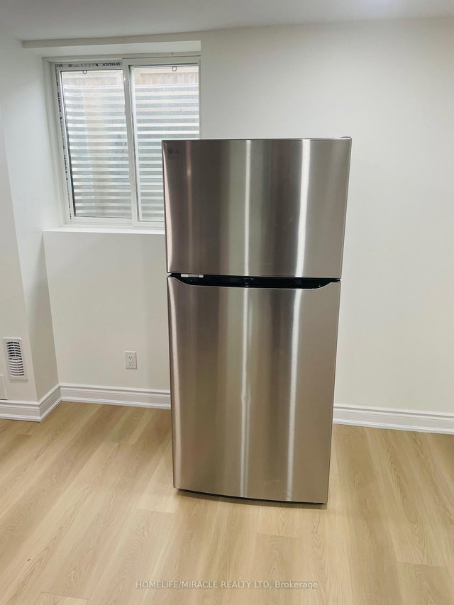 Bsmt - 1-2341 Canonridge Circle