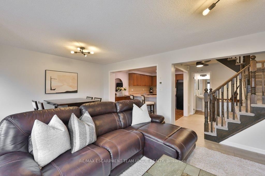 Townhouse for sale at 653 Speyer Circle, Milton, Ontario, L9T 0Y5 - Harrison - MLS: W12953446