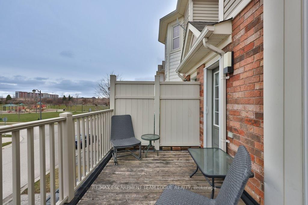 Townhouse for sale at 653 Speyer Circle, Milton, Ontario, L9T 0Y5 - Harrison - MLS: W12953446
