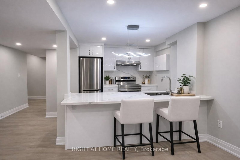 Lower - 3551 Autumnleaf Cres, Mississauga, L5L 1K6 | Image 2