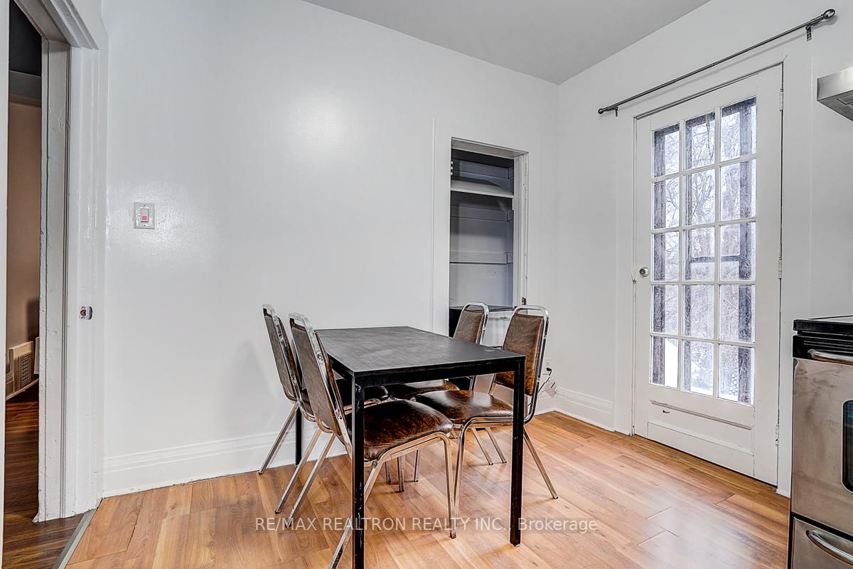 Detached House for lease at 7 Nickle Street, Toronto, Ontario, M6M 2H7 - Mount Dennis - MLS: W12953600