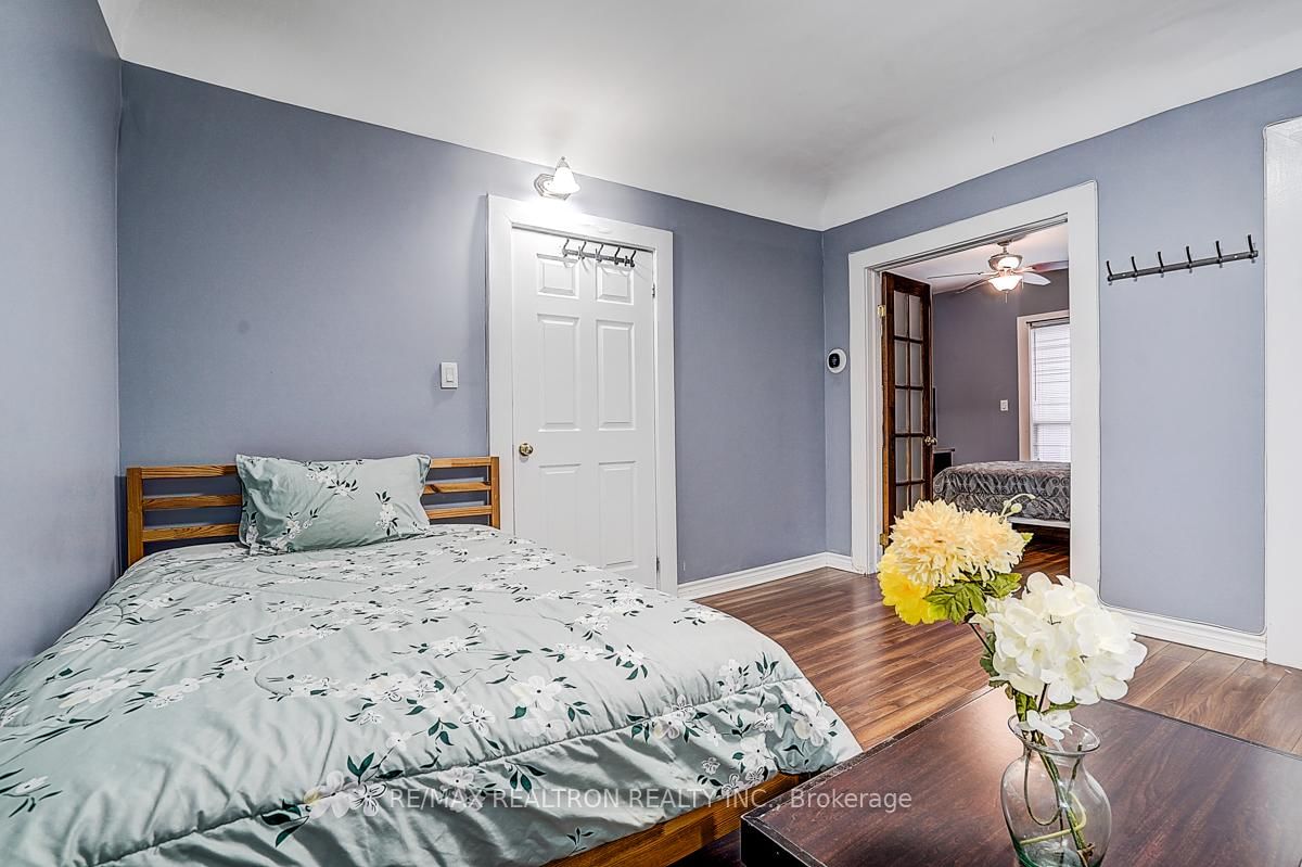 Detached House for lease at 7 Nickle Street, Toronto, Ontario, M6M 2H7 - Mount Dennis - MLS: W12953600