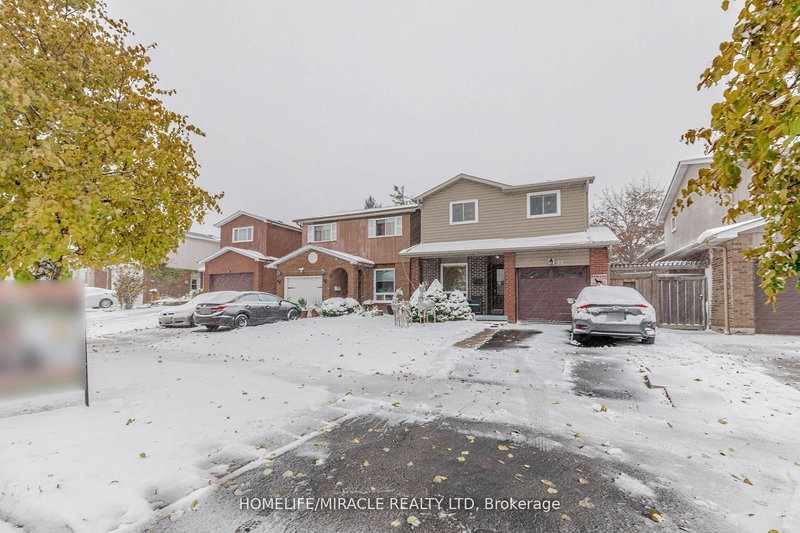 32 Langston Dr, Brampton, L6V 3W7 | Image 2