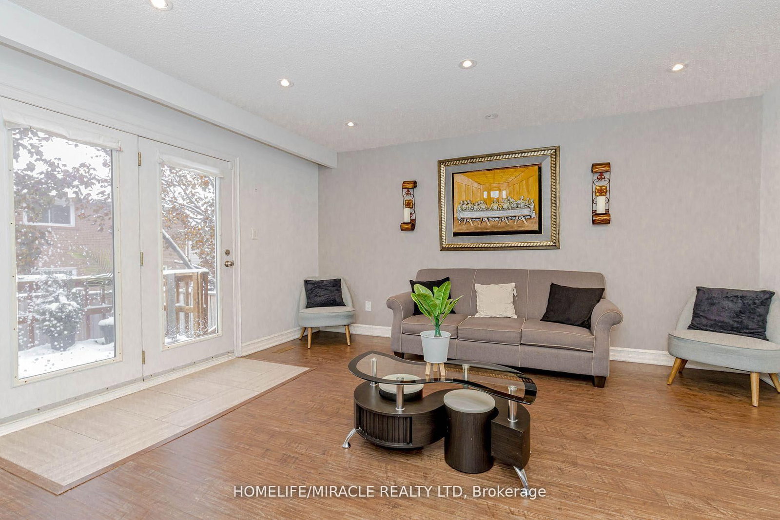 Detached House for sale at 32 Langston Drive, Brampton, Ontario, L6V 3W7 - Madoc - MLS: W12953738