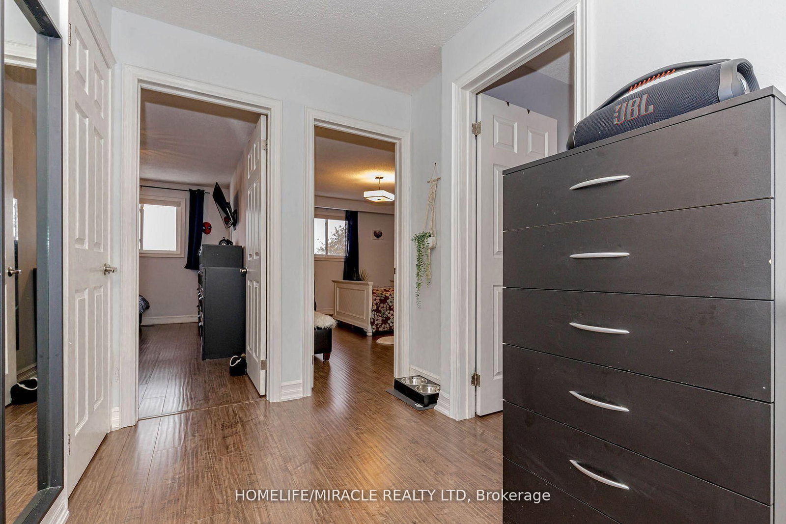 Detached House for sale at 32 Langston Drive, Brampton, Ontario, L6V 3W7 - Madoc - MLS: W12953738