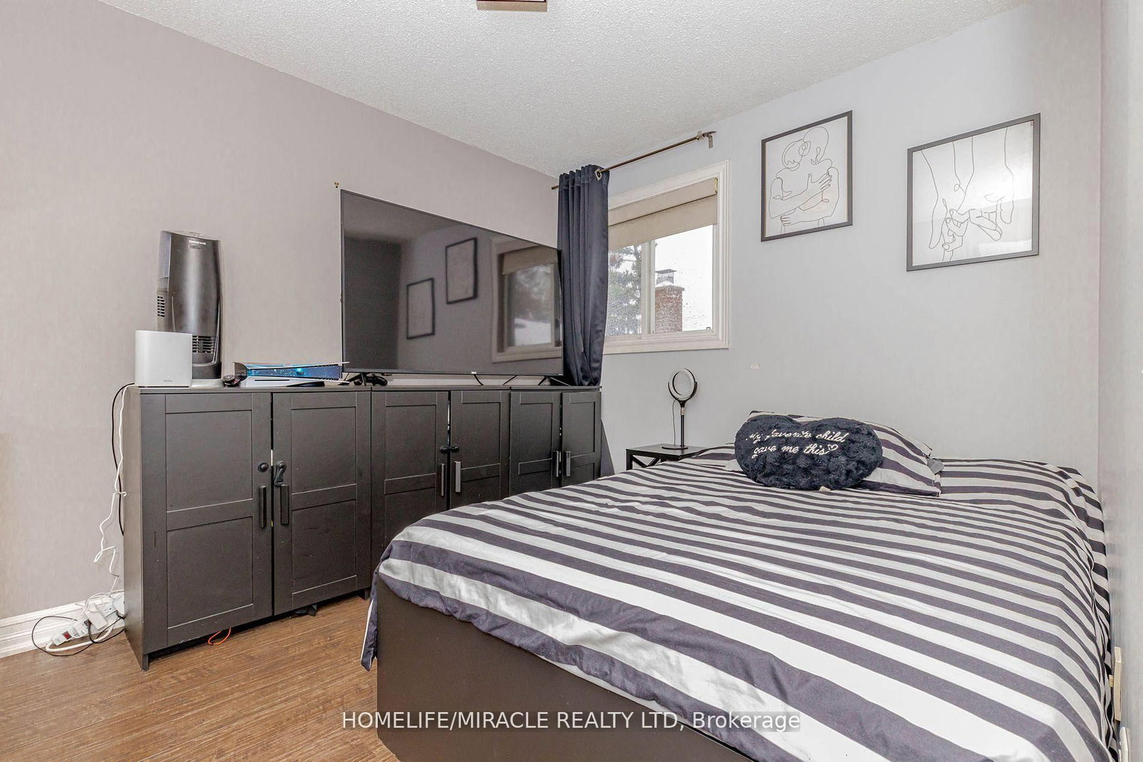 Detached House for sale at 32 Langston Drive, Brampton, Ontario, L6V 3W7 - Madoc - MLS: W12953738