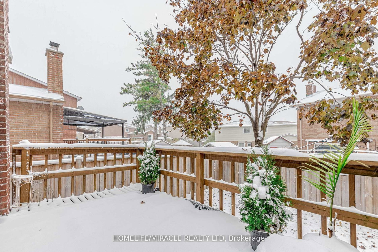 Detached House for sale at 32 Langston Drive, Brampton, Ontario, L6V 3W7 - Madoc - MLS: W12953738