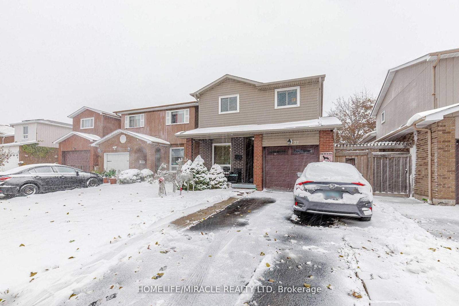 Detached House for sale at 32 Langston Drive, Brampton, Ontario, L6V 3W7 - Madoc - MLS: W12953738
