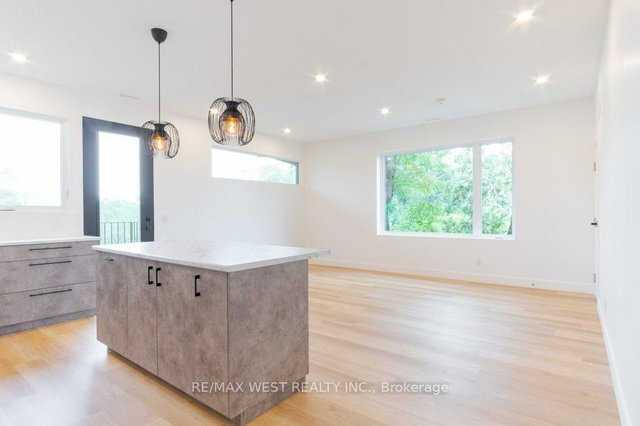 63 Lonborough Avenue