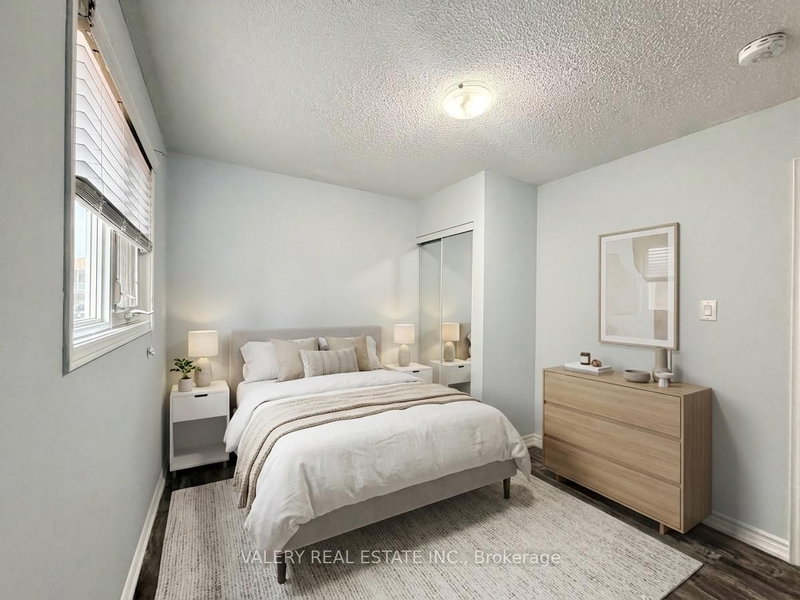 Main Floor - 72 Dantek Cres, Brampton, L6V 3T4 | Image 3