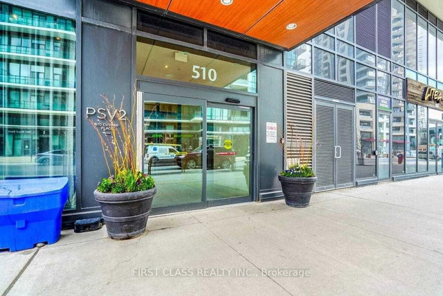 1102 - 510 Curran Place