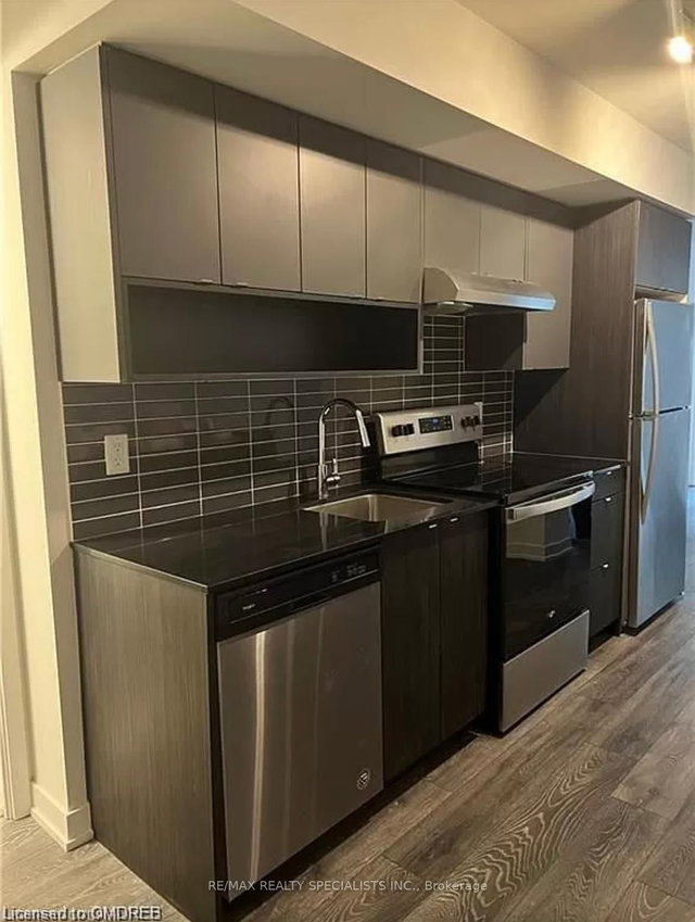 #B120 - 1119 Cooke Boulevard