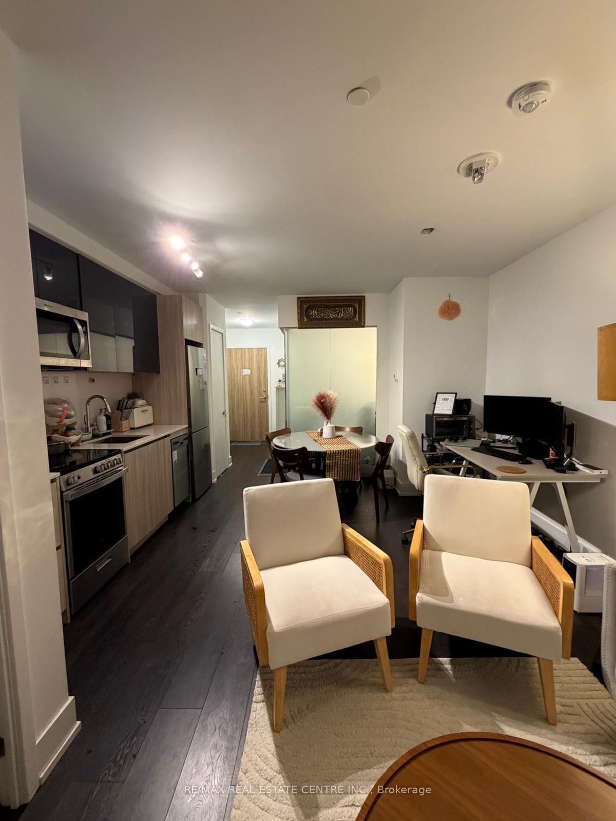 Condo for lease at 723-3100 Keele Street, Toronto, Ontario, M3M 0E1 - Downsview-Roding-CFB - MLS: W12954464