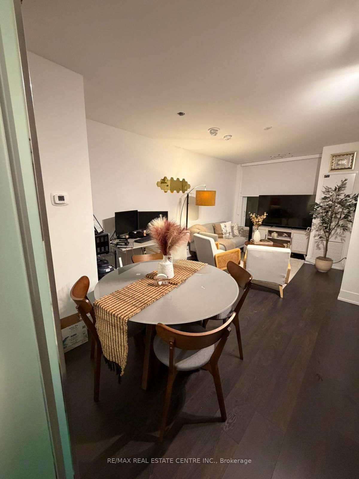 Condo for lease at 723-3100 Keele Street, Toronto, Ontario, M3M 0E1 - Downsview-Roding-CFB - MLS: W12954464