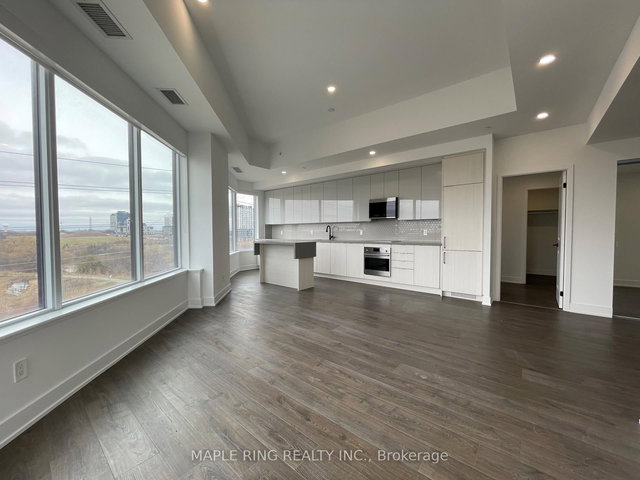 412 - 2489 Taunton Road