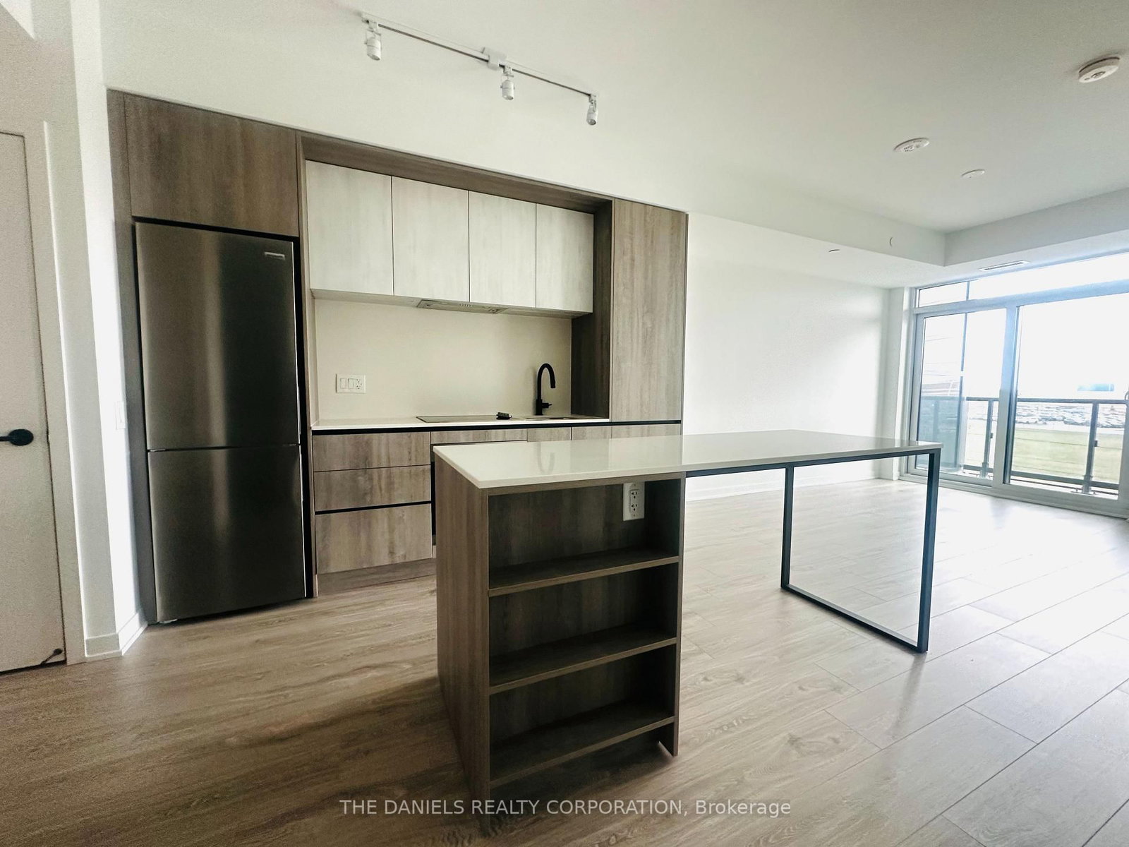 2495 Eglinton Avenue W, Unit 506 - Photo 9