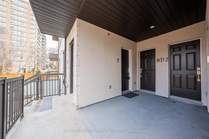 7 - 4045 Hickory Dr, Mississauga, L4W 1L1 | Image 3